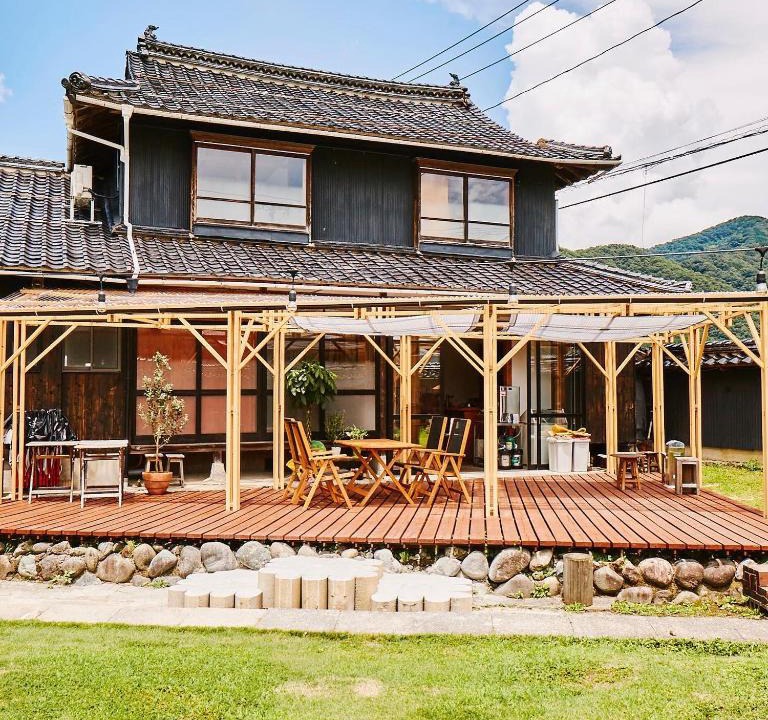 Yazu House | Fam