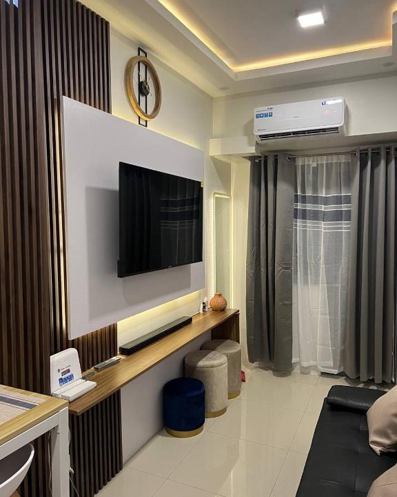 Highway Hills Hotel | Fame Residences