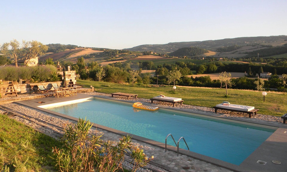 Todi House | Family Country House with garden and swimmingpool
