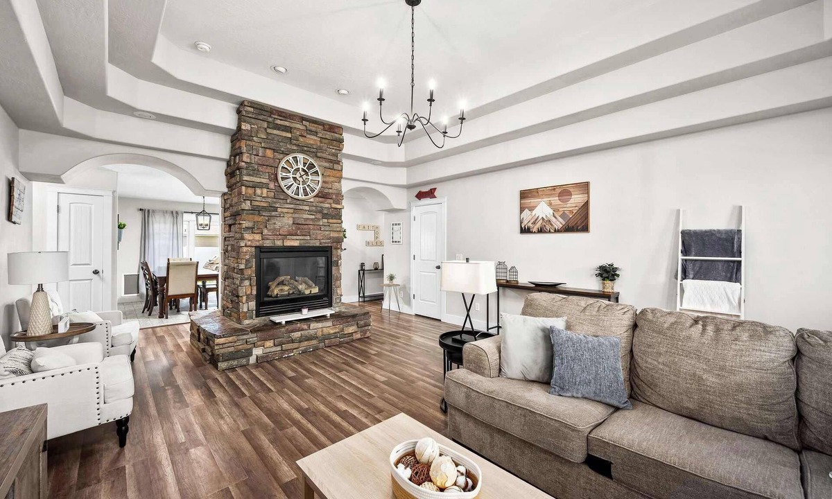 Post Falls House | Family-friendly retreat near Post Falls Idaho with 3BR and pets allowed