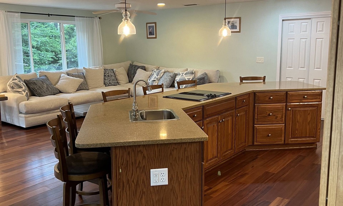 Port Orange House | Family Friendly spacious home - 6 miles from the beach