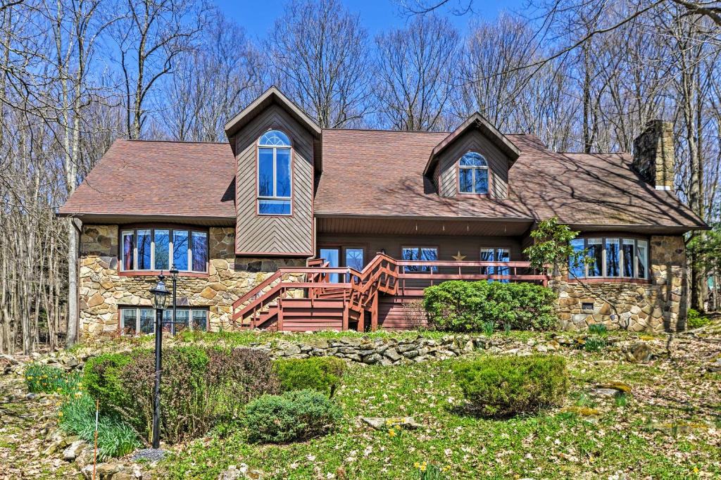 Alpine Lake House | Family-Friendly Terra Alta Home w/Lake View!
