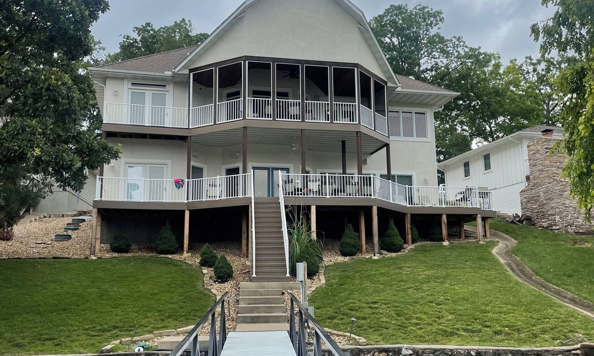 Lake of the Ozarks House | Family fun vacation home! Sleeps 16! High dive, slide & bar on dock! Beautiful!