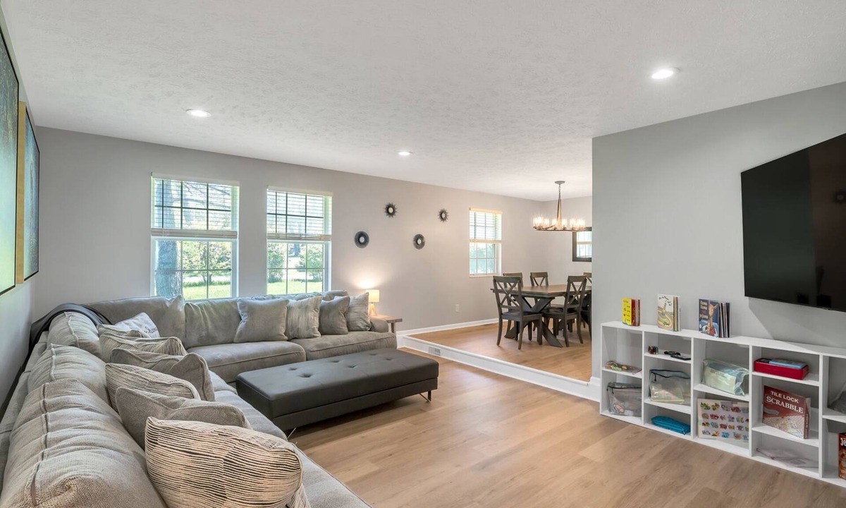 Mason House | Family Game House Near Kings Island