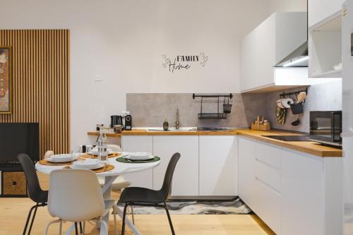 Citta Nuova-Barriera Nuova-San Vito-Citta Vecchia Apartment | Family Home Trieste