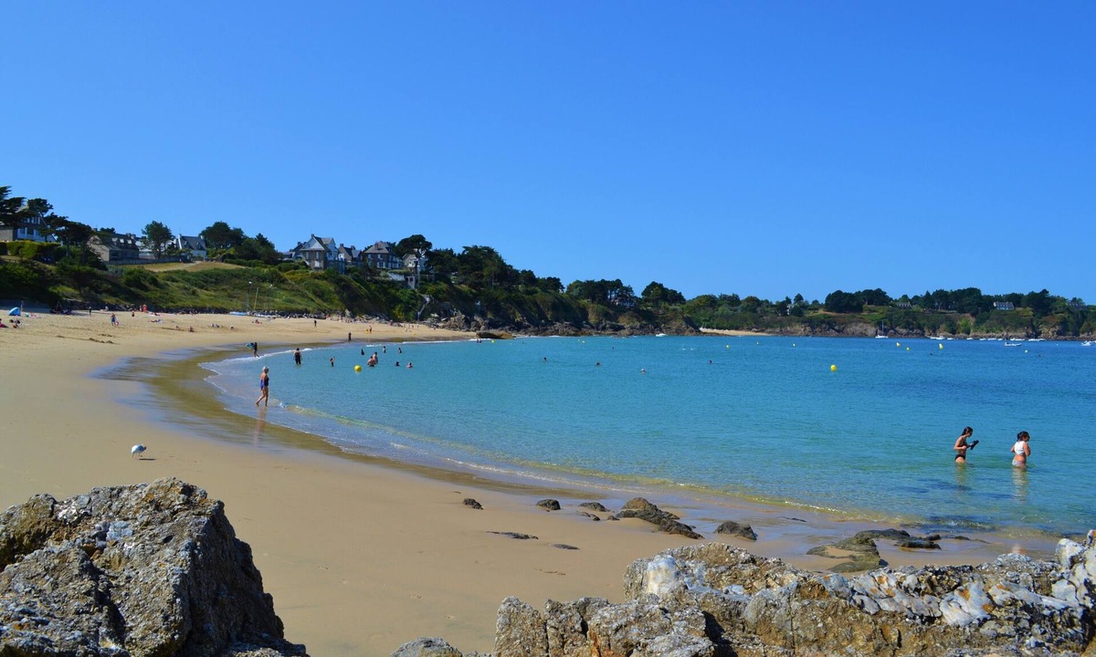 Saint-Lunaire House | Family House 300 meters from one of the beaches