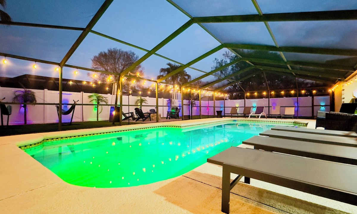 Country Place House | Family Paradise.4-Bedroom.Private Pool.BBQ.Mini Golf