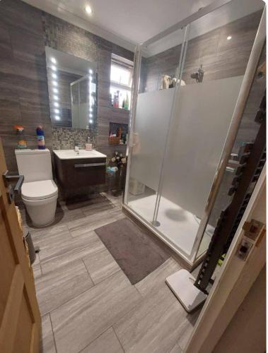 Bowes House | Family Room for 2-3 people