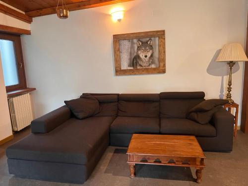 Sauze d'Oulx Apartment | Family Sauze with Parking, 2 Bedrooms