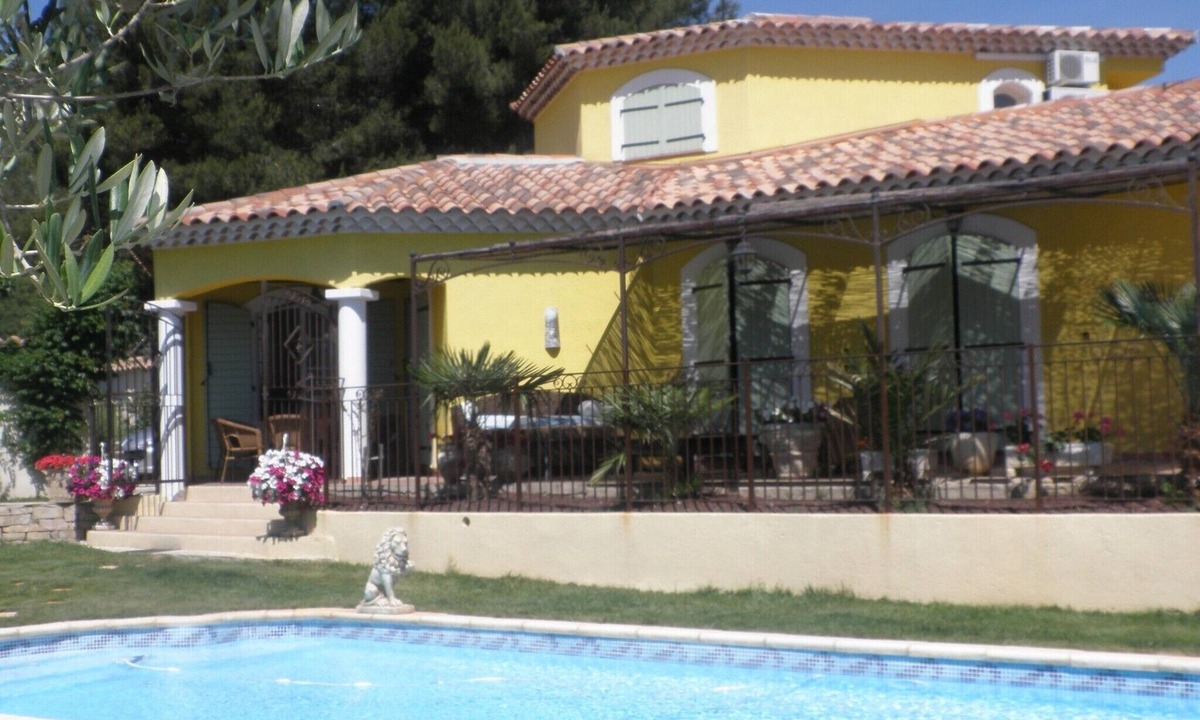 Le Puyricard Villa | FAMILY VILLA BETWEEN CASSIS AND LA CIOTAT FROM A MINIMUM OF ONE WEEK.