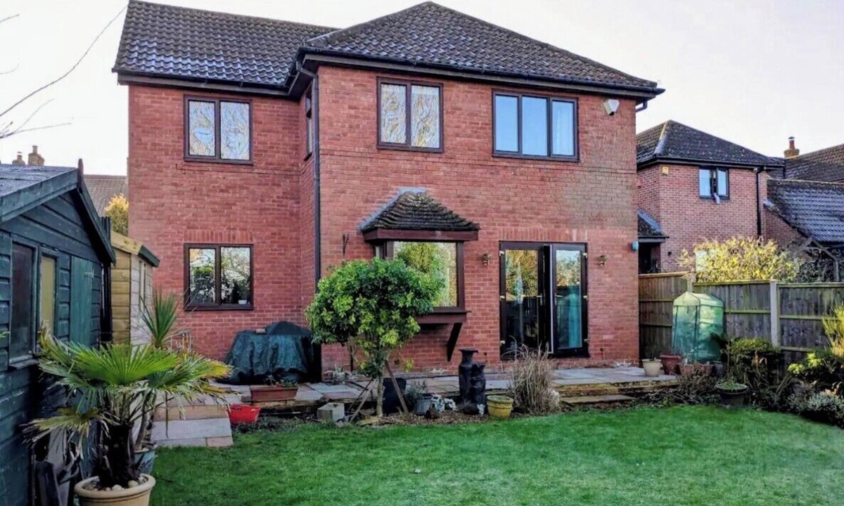 Dilton Marsh House | Famous White Horse on the Hill, House to rent in Westbury Wiltshire