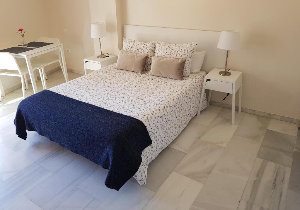 La Trinidad Apartment | Fan Flat Eugenio