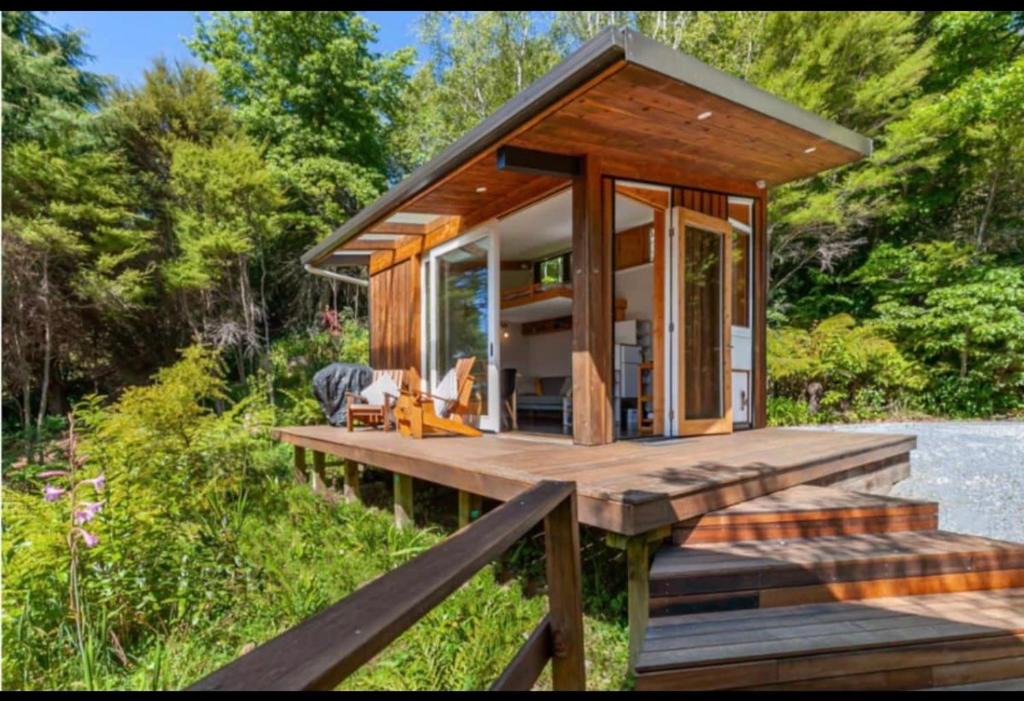 Takaka House | Fantail’s Nest in the forest