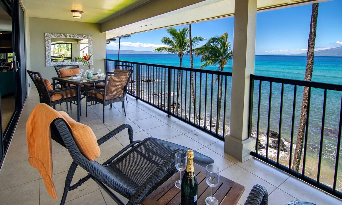 Kahana Condo | Fantastic details throughout 2BD oceanfront condo