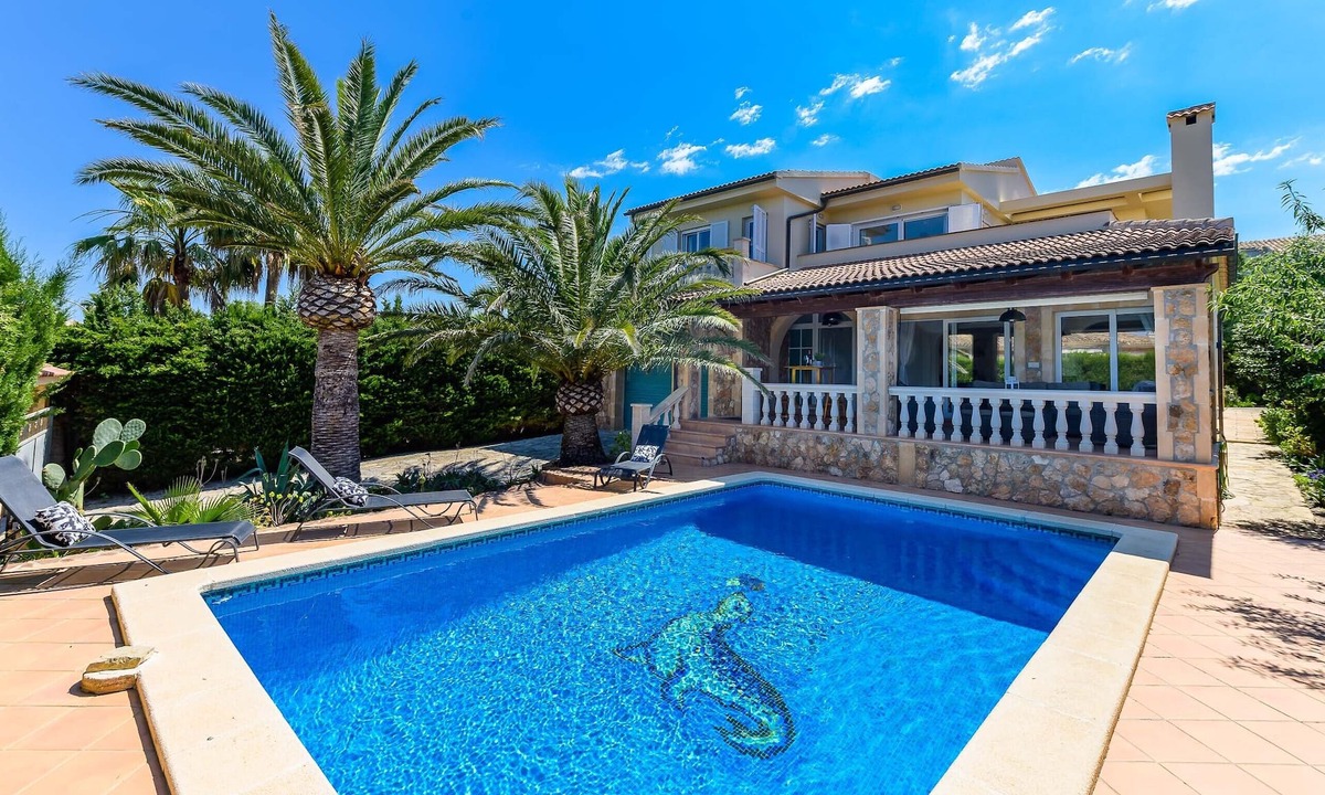 Badia Blava House | Fantastic holiday home with panoramic views for 8 people