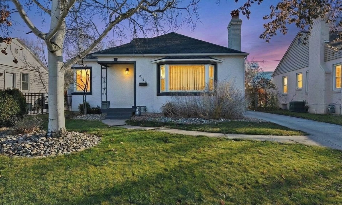 Sugar House House | Fantastic Location! Sugarhouse Home- Near Mtns & Downtown SLC. Dog Friendly!
