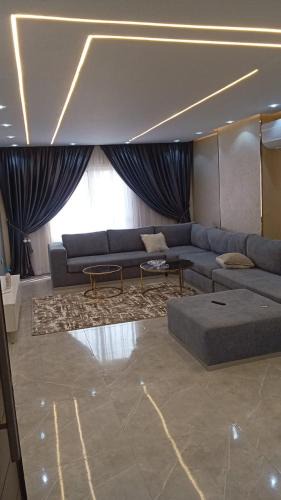Agouza Apartment | fantastic new modern apartment شقة مميزة في قلب المهندسين قريبة من النيل