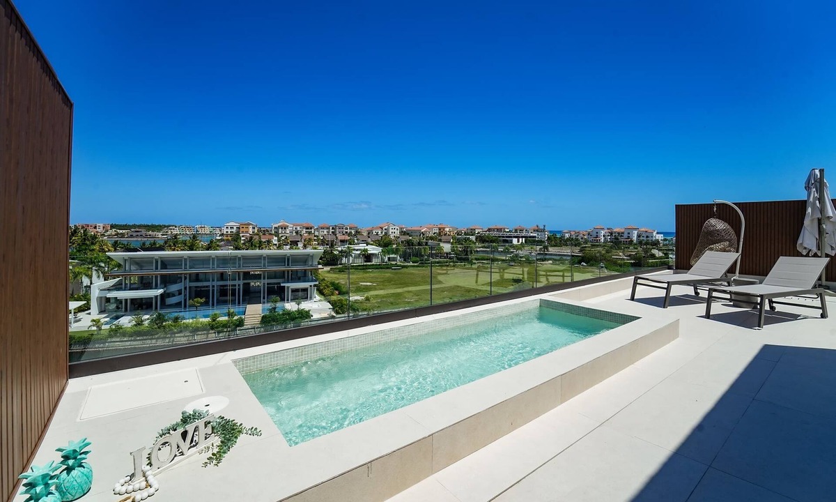 Cap Cana Marina Apartment | Fantastic new Penthouse w/private rooftop and BBQ