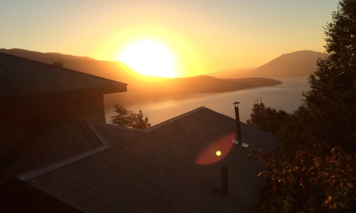 Los Rios Ski Chalet | Fantastic Rustic Chalet to rest & enjoy the safety forest of the South of Chile