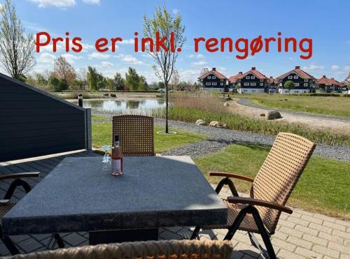 Bogense House | Fantastisk lejebolig med direkte udsigt til sø
