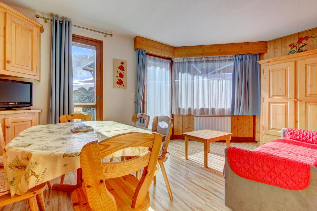 Morzine Apartment | Fanyon 9