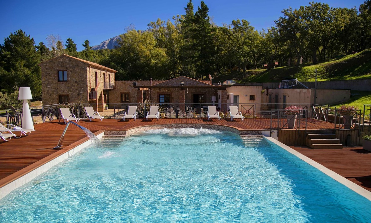 Collesano Bed & Breakfast | Farm stay Casena Mongerrati, Quadruple room with view of Madonie National Park