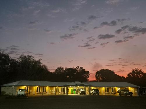 Farleigh Hotel | Farview Tavern