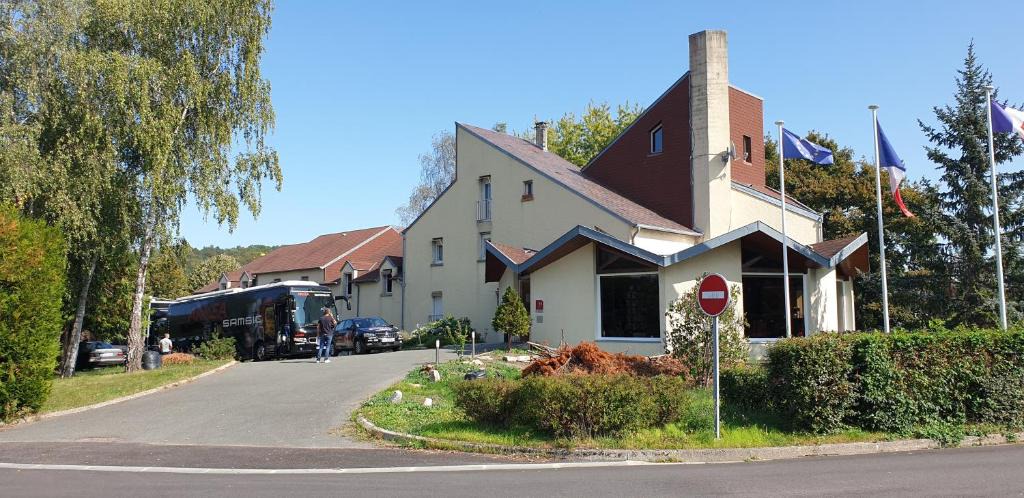 Pont-Audemer Hotel | Fasthôtel Pont-Audemer -LE DRAKKAR -un hôtel FH Confort