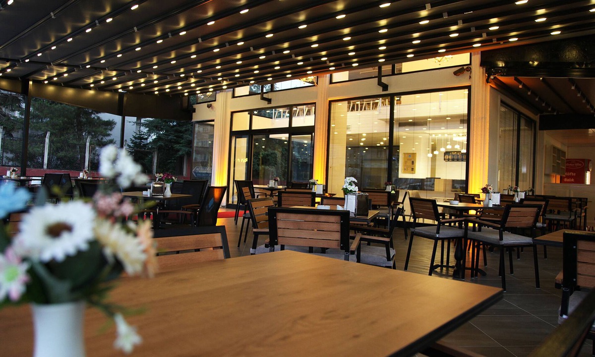 Akcaabat Hotel | Favorite Otel