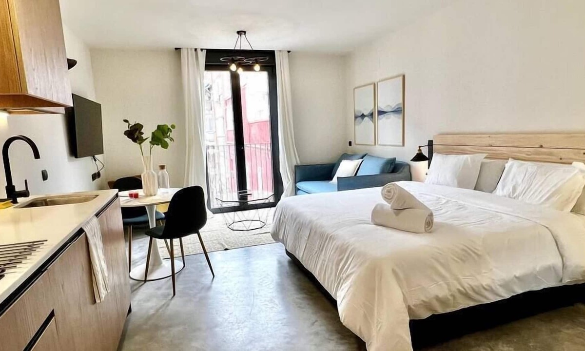 Almendrales Apartment | FD 203 - Studio in Madrid Rio. Smart, parking, air conditioning