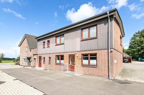 Weddingstedt Apartment | Fe Wo Koll