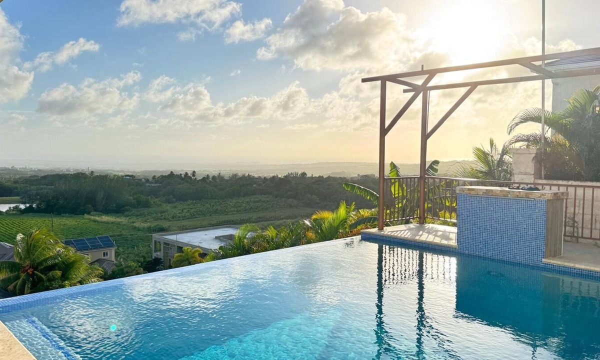 West Coast House | Feel like when you're at home. 12462311839