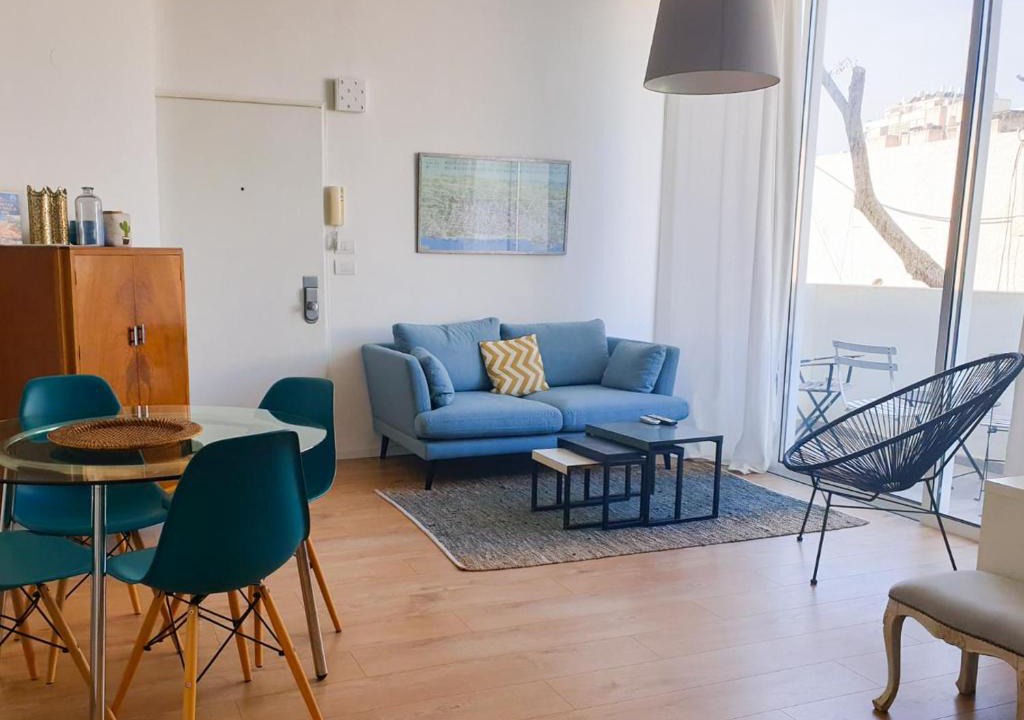 Tel Aviv Apartment | FeelHome - Gordon Beach
