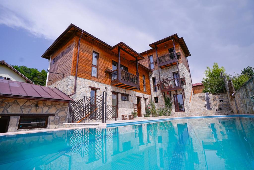 Prajila Hotel | Felix Pension