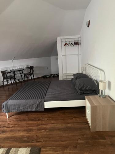 Balcesti Apartment | Felixx