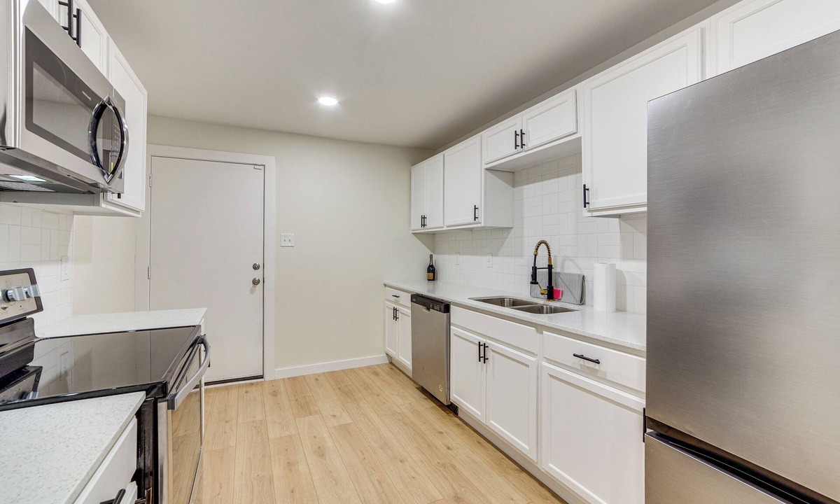 South Dallas - Fair Park Cottage | Fenced-in Yard: Home < 5 Mi to Dtwn Dallas!