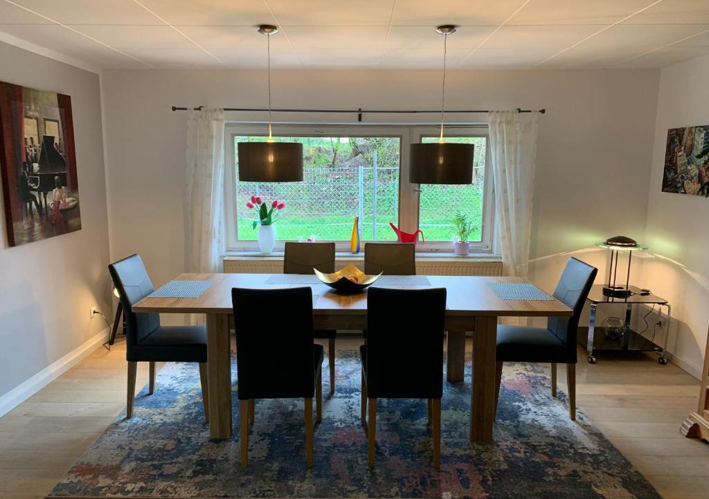Altenkessel House | Ferienhaus Relax - Modernes Haus auf großem Grundstück im Grünen