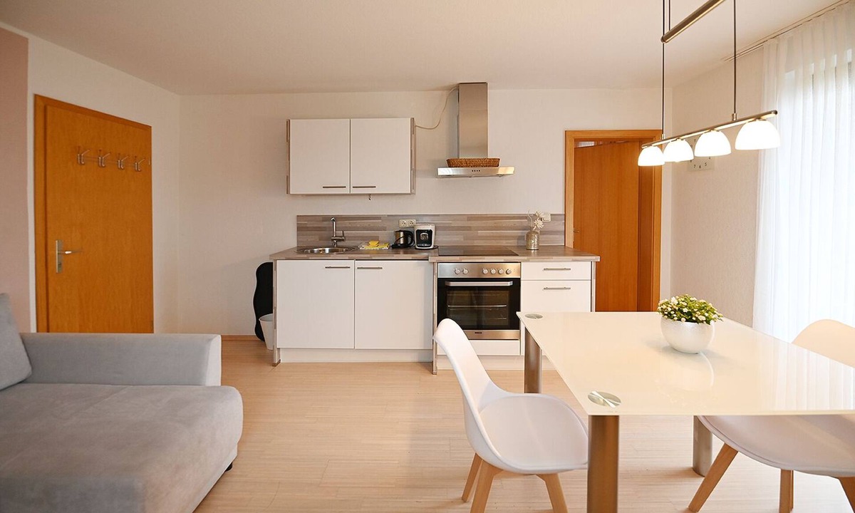 Immenstaad am Bodensee Apartment | Ferienwohnung Mainau mit 35qm, 1 Schlafzimmer für max. 3 Personen