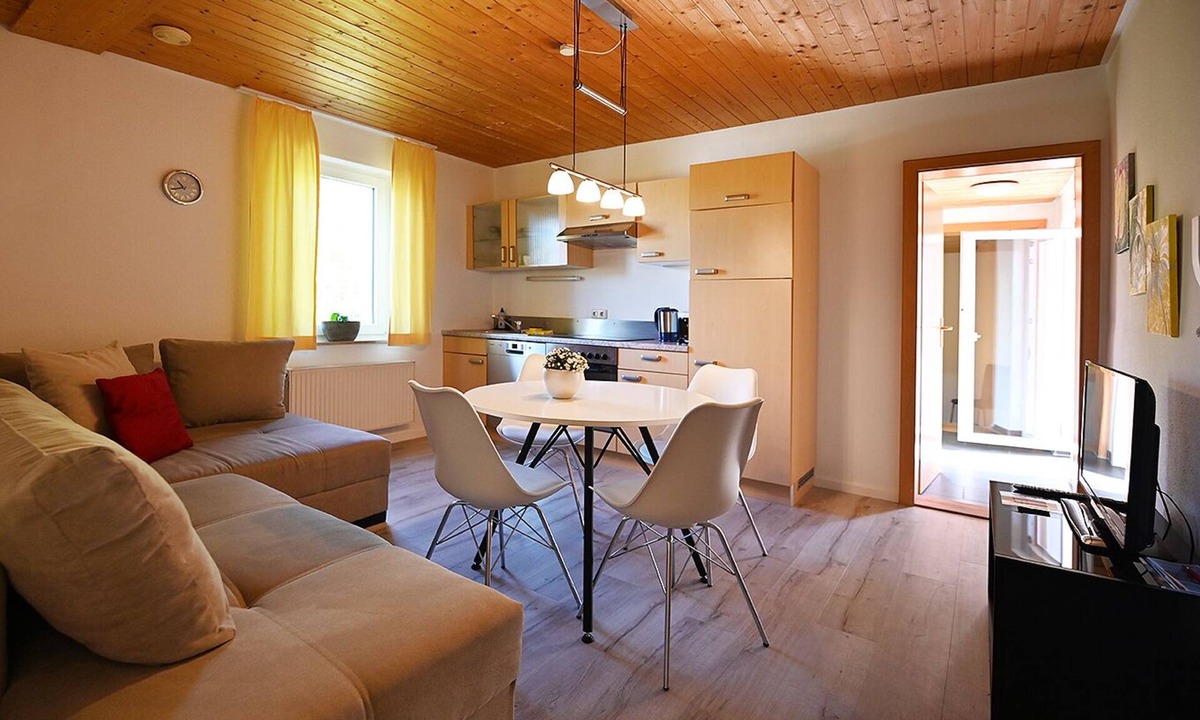Immenstaad am Bodensee Apartment | Ferienwohnung Linzgau mit 50qm, 2 Schlafzimmer für max. 4 Personen