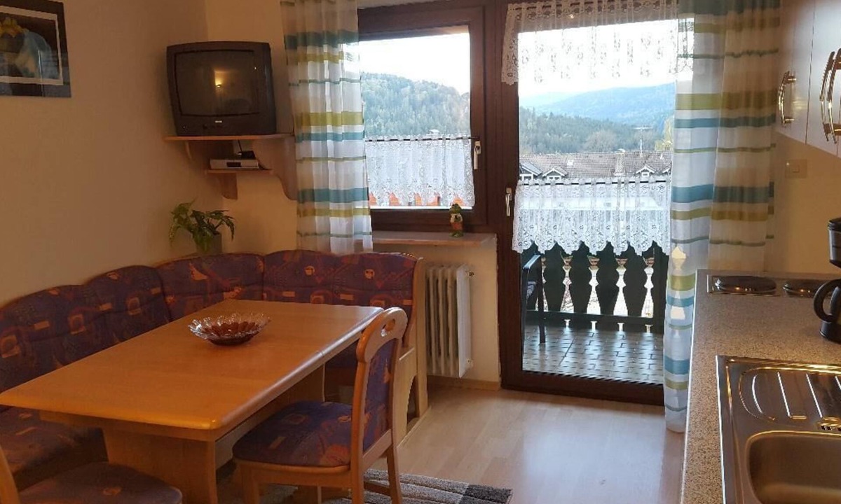 Bayerisch Eisenstein Apartment | Ferienwohnung im Bayerischen Wald mit Blick auf den großen Arber.