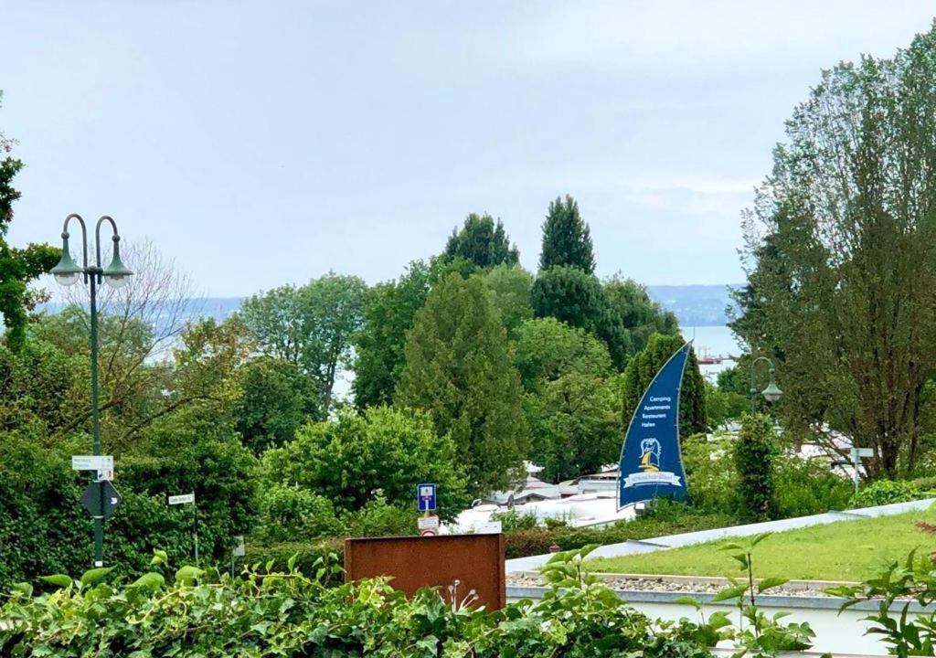 Immenstaad am Bodensee Apartment | Ferienwohnung Living & Home