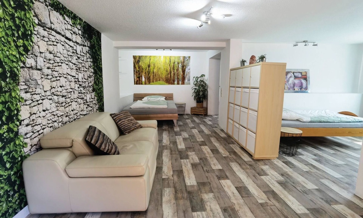 Reichenbach-Steegen Apartment | Ferienwohnung "painted Horse", 120 qm, bis zu 7 Personen, Ruhige Lage, neu ren