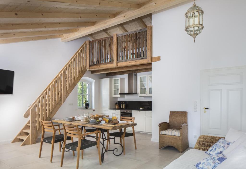 Breitbrunn a. Chiemsee House | Ferienwohnung Chiemsee