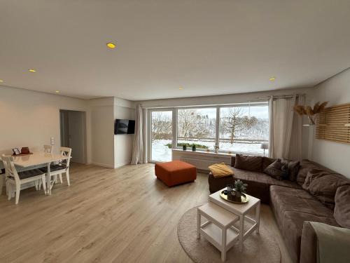 Siedlinghausen Apartment | Ferienwohnung Allenberg-Panorama