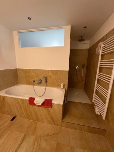 Kessin Apartment | Ferienwohnung am Warnowhang