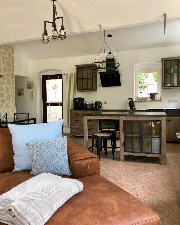 Radeberger Vorstadt Apartment | Ferienwohnung am Wasser Villa Graf von Pfeil