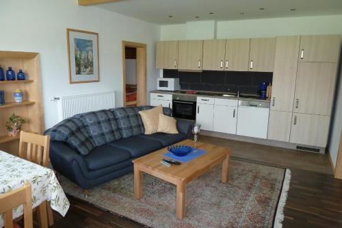 March Apartment | Ferienwohnung Dachs