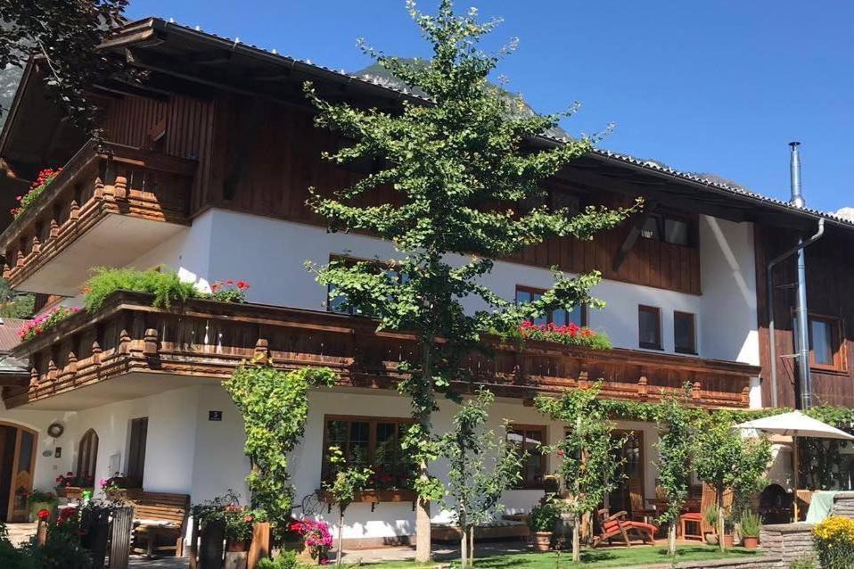 Thaur Apartment | Ferienwohnung Heideggerhof