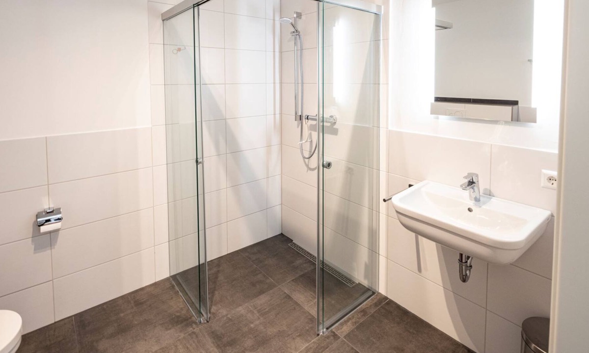 Conweiler Apartment | Ferienwohnung Herbst, 67 qm, 1 Schlafraum & 1 Wohn/schlafraum, Max. 4 Personen