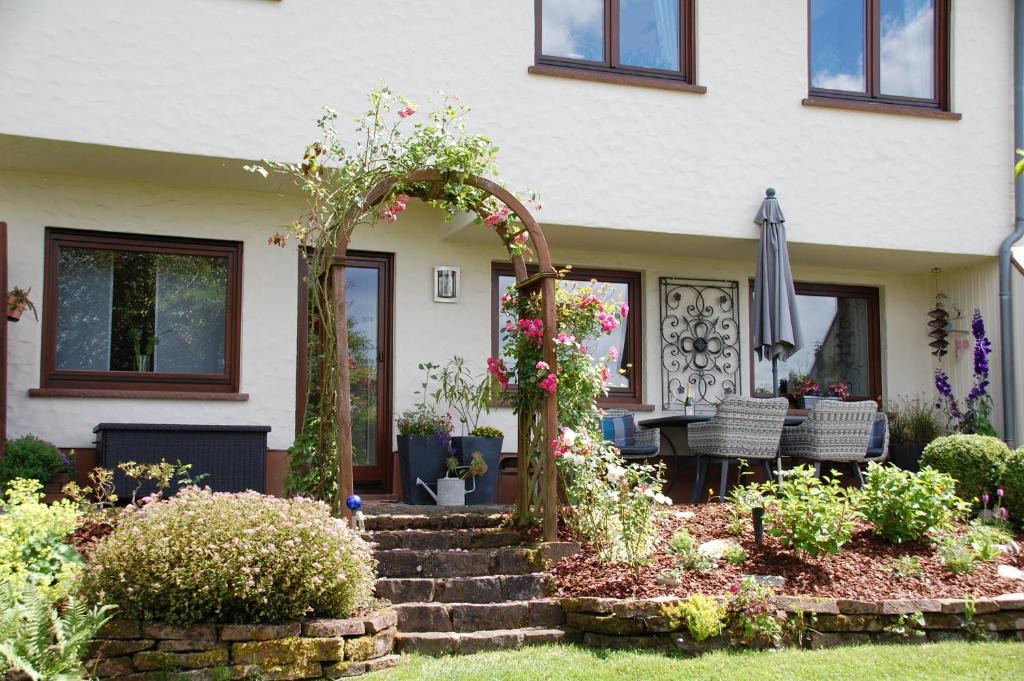 Osburg Apartment | Ferienwohnung Hoffmann